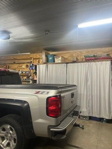 100 Camelot Dr, Camden, TN 38320