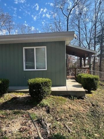 100 Camelot Dr, Camden, TN 38320