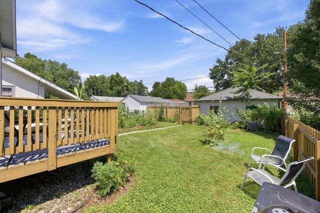 4042 Queen Avenue N, Minneapolis, MN 55412