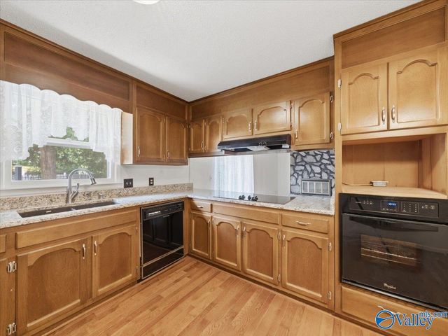 2500 Galahad Drive, Huntsville, AL 35803