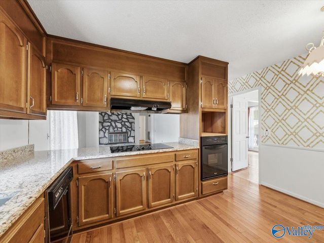 2500 Galahad Drive, Huntsville, AL 35803