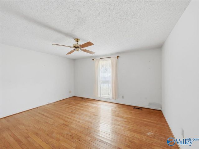 2500 Galahad Drive, Huntsville, AL 35803