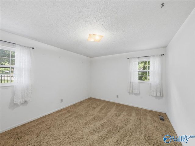 2500 Galahad Drive, Huntsville, AL 35803