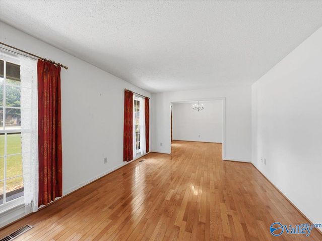 2500 Galahad Drive, Huntsville, AL 35803