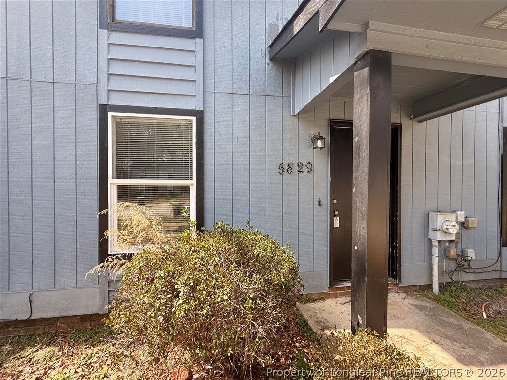 5829 Aftonshire Drive, Fayetteville, NC 28304