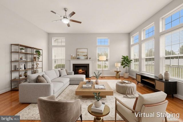 114 NASSAU DR, Winchester, VA 22602