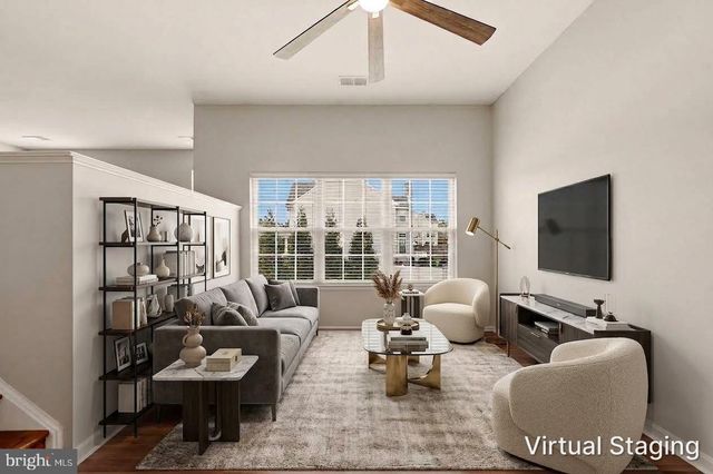 114 NASSAU DR, Winchester, VA 22602