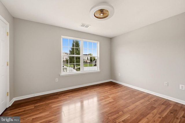 114 NASSAU DR, Winchester, VA 22602