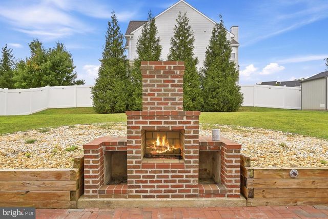 114 NASSAU DR, Winchester, VA 22602