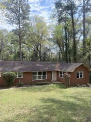 864 Windsor Road, Macon, GA 31204
