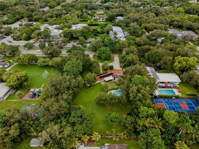 9801 SW 96th St, Miami, FL 33176
