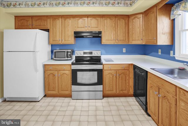 2513 JEFFERSON AVE, West Lawn, PA 19609