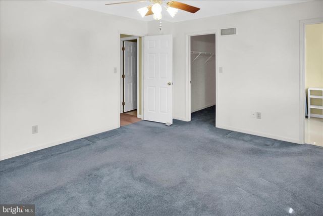 2513 JEFFERSON AVE, West Lawn, PA 19609