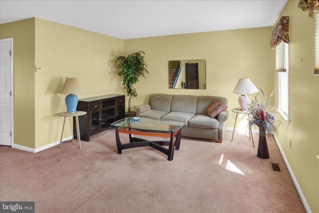 2513 JEFFERSON AVE, West Lawn, PA 19609