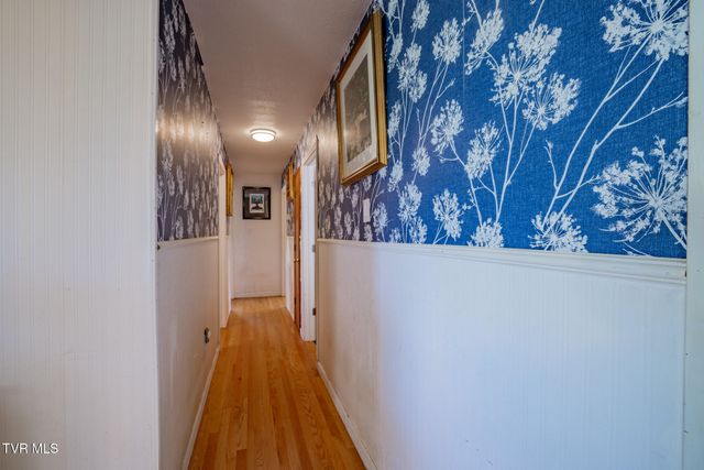 141 East Central, Bristol, TN 37620