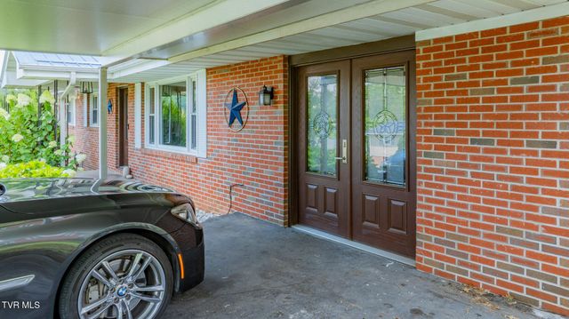 141 East Central, Bristol, TN 37620
