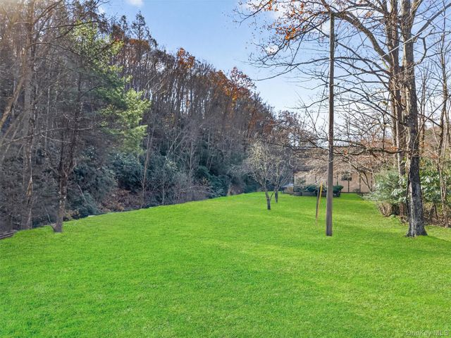 642 State Route 42, Sparrowbush, NY 12780