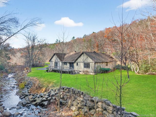 642 State Route 42, Sparrowbush, NY 12780