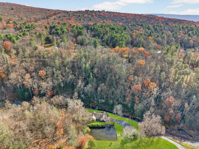 642 State Route 42, Sparrowbush, NY 12780