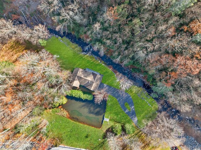 642 State Route 42, Sparrowbush, NY 12780