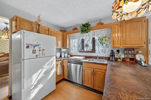 642 State Route 42, Sparrowbush, NY 12780