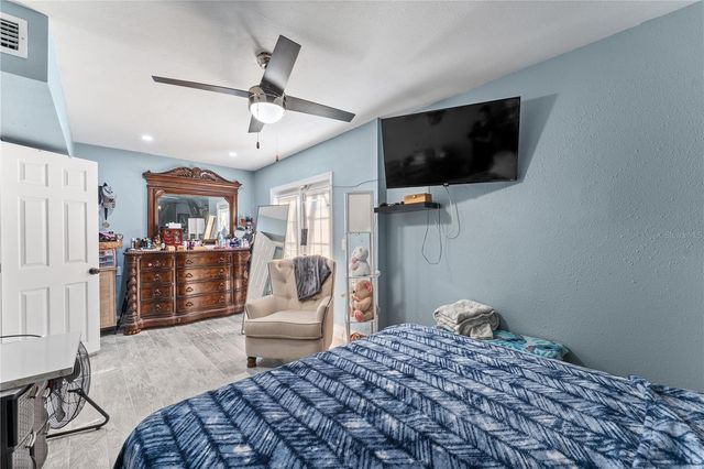 6205 65TH STREET N, Pinellas Park, FL 33781