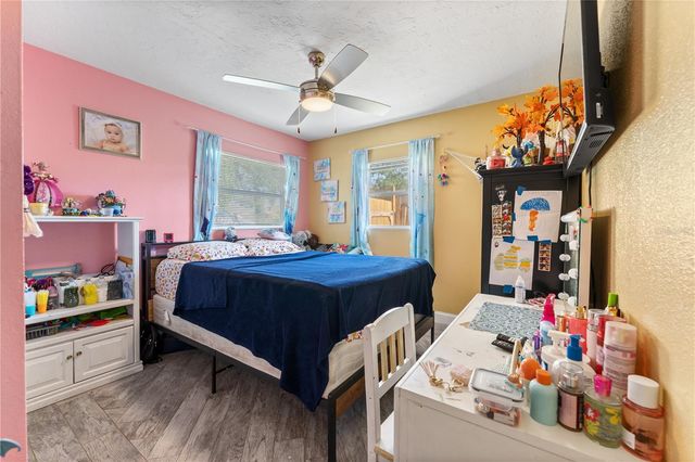 6205 65TH STREET N, Pinellas Park, FL 33781