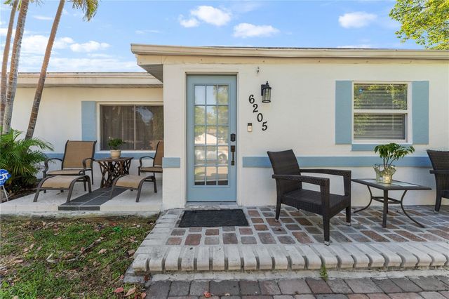 6205 65TH STREET N, Pinellas Park, FL 33781