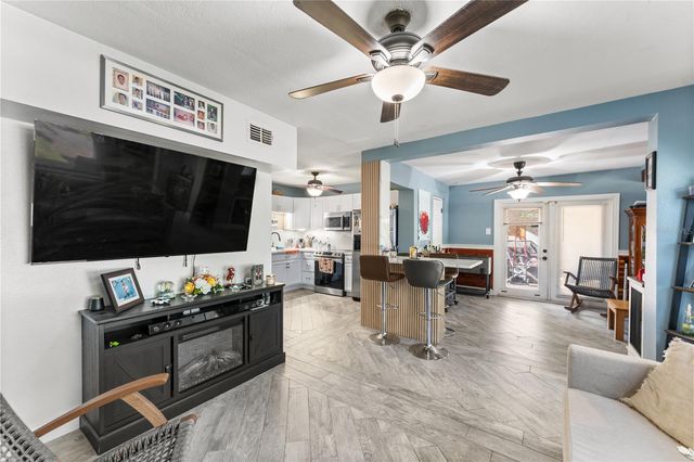 6205 65TH STREET N, Pinellas Park, FL 33781