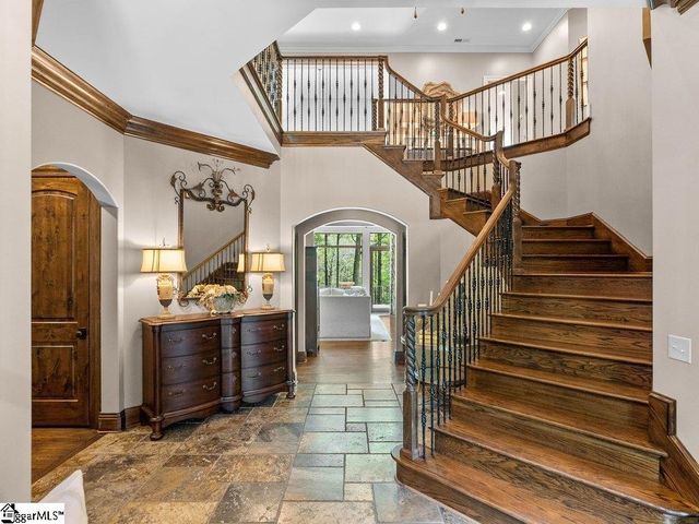 704 Brixton Circle, Simpsonville, SC 29681