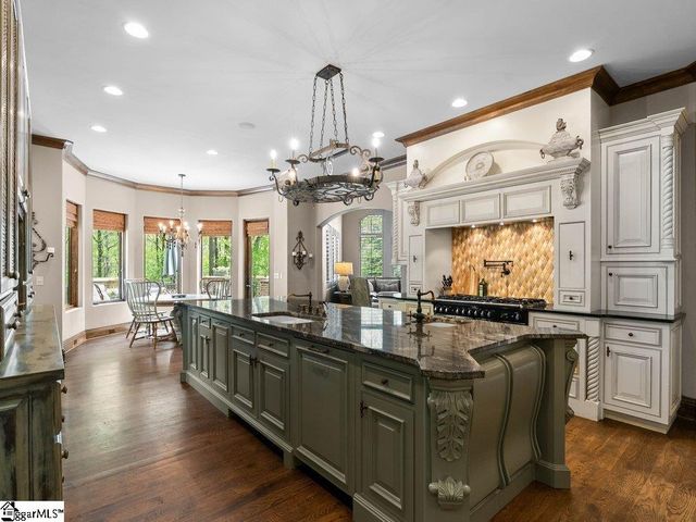704 Brixton Circle, Simpsonville, SC 29681