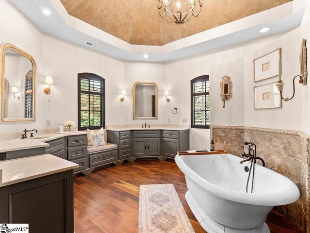 704 Brixton Circle, Simpsonville, SC 29681