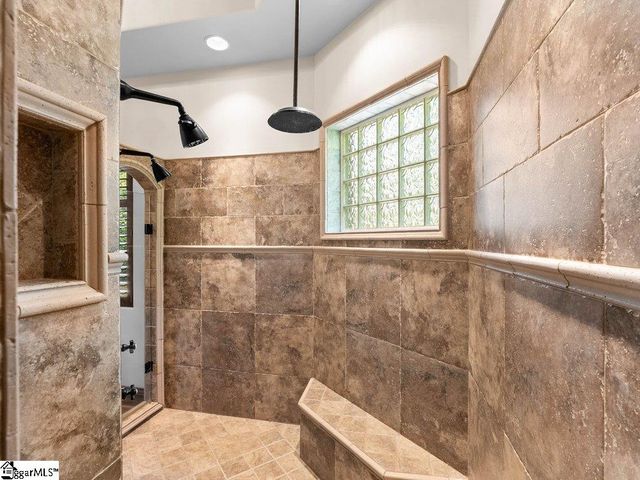 704 Brixton Circle, Simpsonville, SC 29681