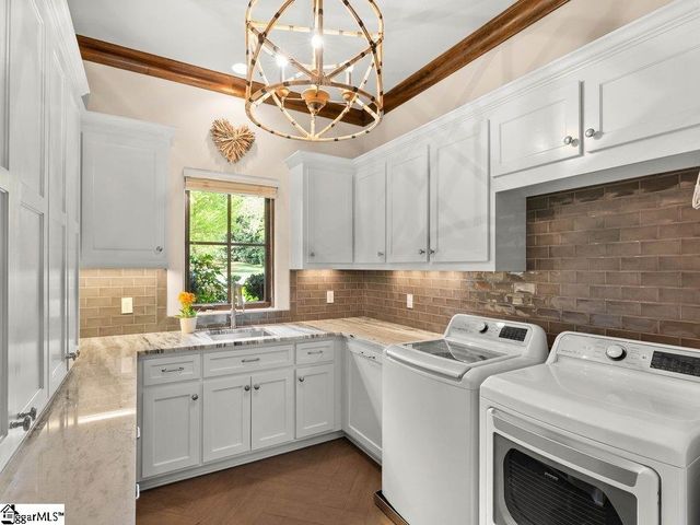 704 Brixton Circle, Simpsonville, SC 29681