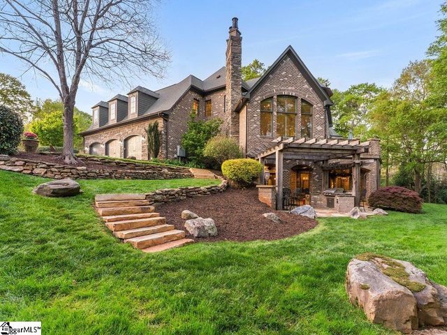 704 Brixton Circle, Simpsonville, SC 29681