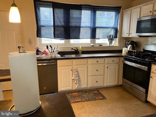 2434 FITZGERALD ST, Philadelphia, PA 19145