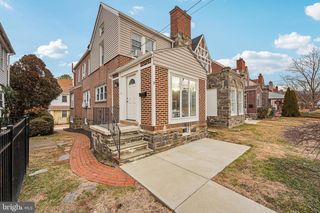 19 WAYNE AVE, Springfield, PA 19064