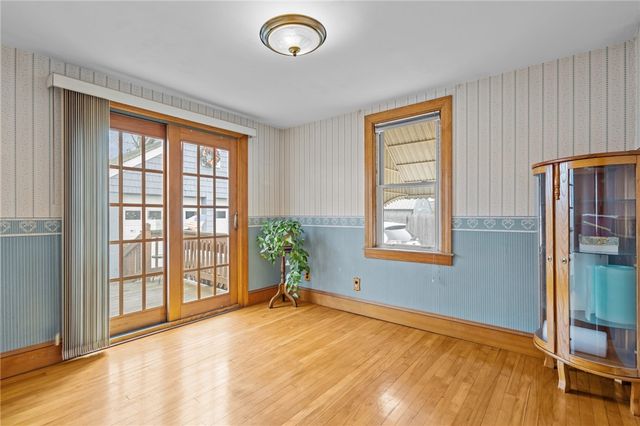 28 Corrente Avenue, Pawtucket, RI 02861