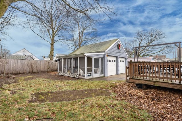 28 Corrente Avenue, Pawtucket, RI 02861