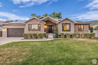 18 N 850 S, Centerville, UT 84014