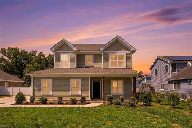 1229 Waters RD, Chesapeake, VA 23322