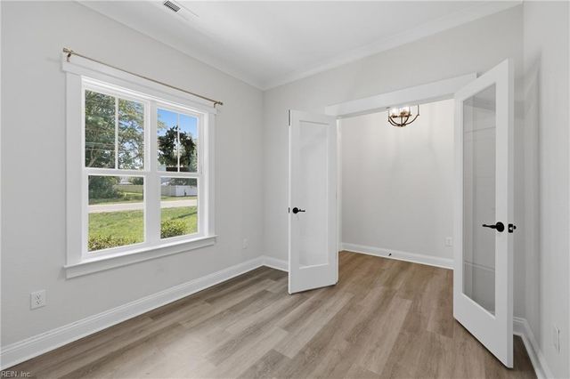 1229 Waters RD, Chesapeake, VA 23322
