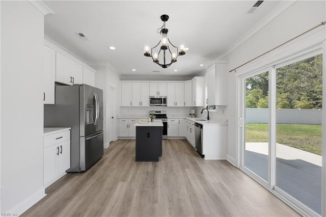 1229 Waters RD, Chesapeake, VA 23322