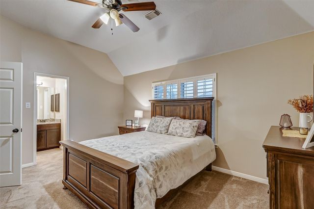 3211 Wilshire Lane, Baytown, TX 77521