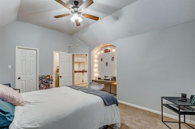 3211 Wilshire Lane, Baytown, TX 77521