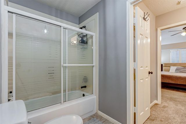 3211 Wilshire Lane, Baytown, TX 77521