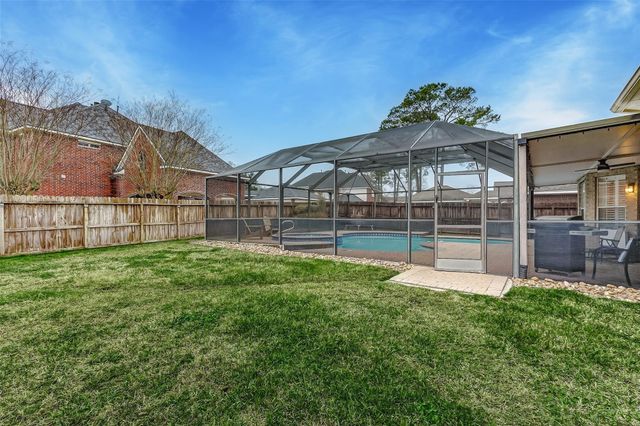 3211 Wilshire Lane, Baytown, TX 77521