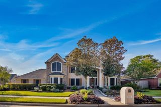 3211 Wilshire Lane, Baytown, TX 77521