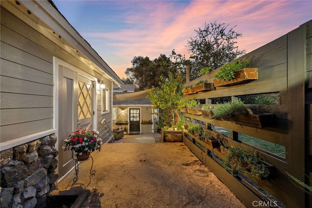 20462 Pine Road, Trabuco Canyon, CA 92679