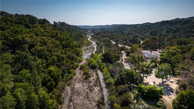20462 Pine Road, Trabuco Canyon, CA 92679